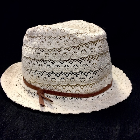 Jessica Simpson Accessories - Jessica Simpson Cream Lace Hat Brown Trim